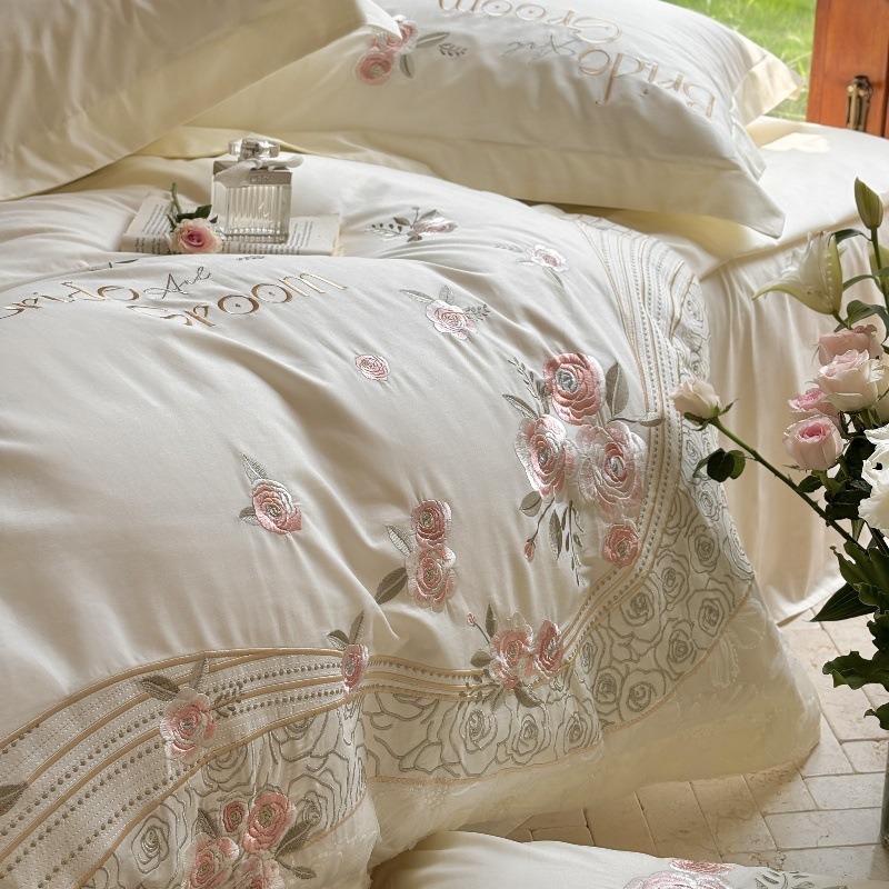 Premium Class A 200S Long-stap - Embroidery Quilt Cover review and price