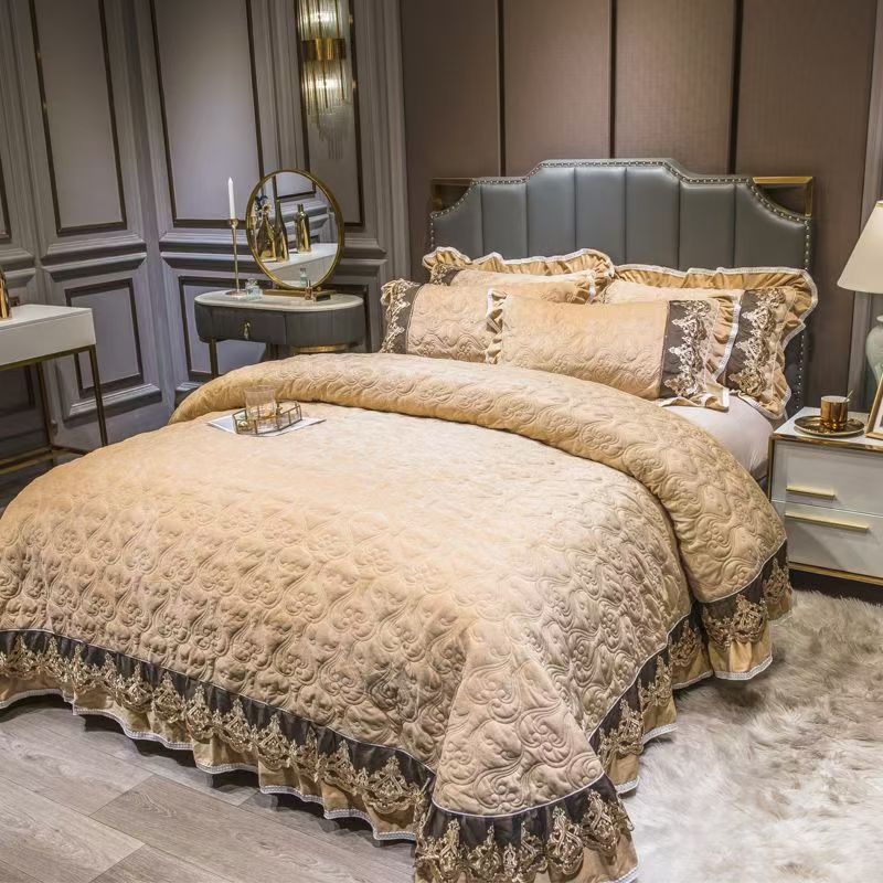 Luxury European Crystal Velvet - Embroidery Quilt Cover review and price
