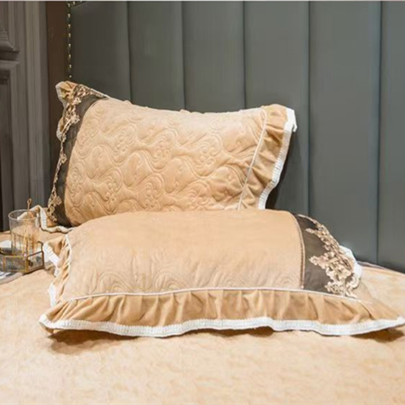 Luxury European Crystal Velvet - Embroidery Quilt Cover review and price